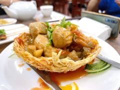 雀巢筑顶-莲华素食府