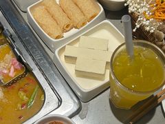 -海底捞火锅(杭州滨江九宜城店)