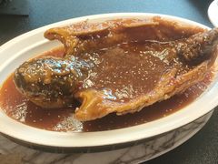 -有红鸡毛店·川菜(建设路店)