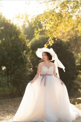 -雪中彩影婚纱摄影·微光艺术中心