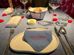 -弦月窗LUNETTE BY AMANDA(复兴路店)