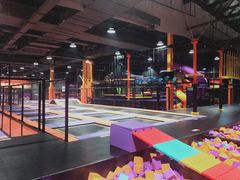 -Tenker Club弹刻极限主题公园 · 蹦床 · 团建 · 生日派对(大关店)