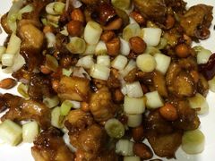 宫保鸡丁-泡椒食堂