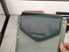 -CHARLES&KEITH(城西银泰店)