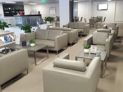 -上海冠松华奥奥迪4S店(张江店)