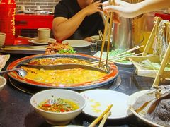 -在蜀里·一米肥牛老火锅(黄埔店)