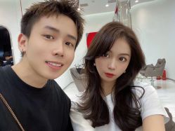-AYO SALON