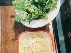 -醉董牛川派鲜肉自选火锅(烟台店)