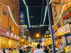 -六福酒馆(秦隆步行街店)