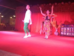 -关东情主题文化演艺餐厅