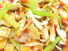 -二孃鸡爪爪(东郊记忆店)
