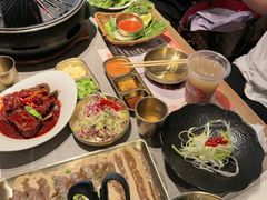 -草家酱蟹炭火烤肉店(珲春南路一店)