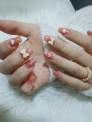-董小姐日式美甲美睫·皮肤管理