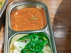 -青瓦餐厅·生鱼片·韩园烤肉(西塔店)