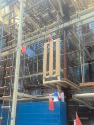 -PIPIKINGDOM皮皮王国欢乐号(欢乐海岸购物中心店)