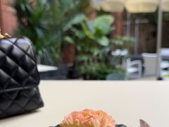 -潮一不贰·法式甜品·生日蛋糕·西式简餐(外滩店)