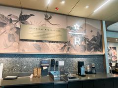 -星巴克臻选(周浦万达店)