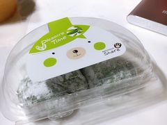 -顶东面包花园·生日蛋糕(世博店)