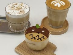 -露露家咖啡店