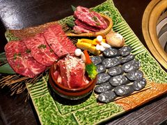 -山川小町·极番烧肉(新地假日广场店)