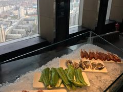 -唐拉雅秀酒店-西锦汇空中BBQ·思创餐厅