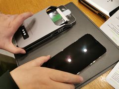 -Apple零售店(华贸购物中心店)