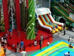 -蒙特利亲子乐园