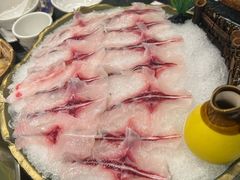 -得意咚瓜·顺德鱼生·冬瓜火锅(深圳首店)