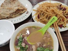 羊杂碎汤-清真永恒华威肉饼(潘家园店)