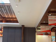 -阿瓦山寨·湘菜现炒·剁椒鱼头王(咸阳总店)