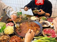 -黄潇洒老火锅(九眼桥宏济巷店)