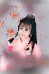 丁琳玲-九月鹰飞汉服摄影工作室