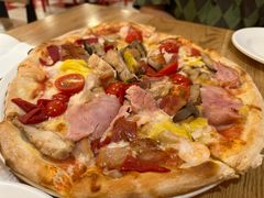 -城市大道红炉披萨烘焙坊