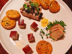 红酒鹅肝精选配葱油饼-解香楼(八盘岭路店)