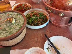 土司铜锅油焖鸡-浩海火烧云傣家菜(京广店)