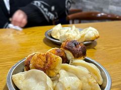 -黄阿姨锅贴大王(万航渡路店)