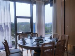 -马家斑.鲜鱼火锅(松湖万科店)