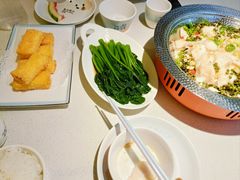 -小鱼小牛(世欧广场店)