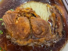爆鱼面-朱鸿兴面馆(绿宝广场店)