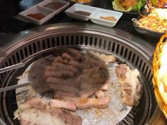 -烤路里·韩国品质自助烤肉(石路天虹4号店)