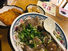 -鑫花溪牛肉米粉(人民广场店)