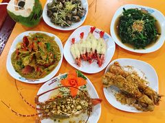 -班赞海鲜市场胖阿姨加工点