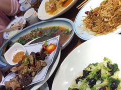 -那家老院子东北菜·饺子·小鸡炖蘑菇(艳华街店)