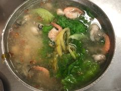 粿条汤-广场正宗原汁薏米店