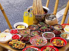 -拐枣巷小串串(财大店)