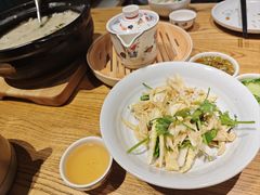 -潮粥荟·潮汕砂锅粥(朝阳大悦城店)