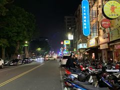 -六合夜市