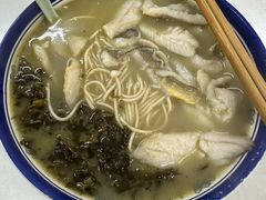 -明呈黄鱼面馆(斜土路店)