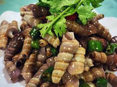 -老东镇啤酒屋海鲜加工·蒸汽海鲜·海鲜烧烤(台东店)