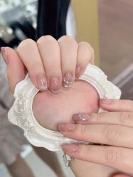 -芊屿芊浔美甲
